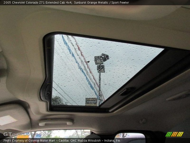 Sunburst Orange Metallic / Sport Pewter 2005 Chevrolet Colorado Z71 Extended Cab 4x4
