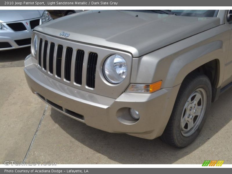 Light Sandstone Metallic / Dark Slate Gray 2010 Jeep Patriot Sport