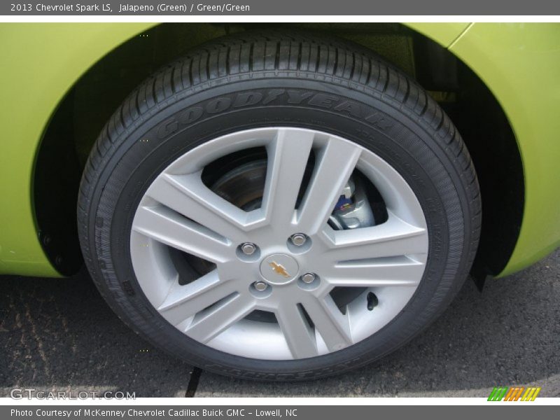 Jalapeno (Green) / Green/Green 2013 Chevrolet Spark LS