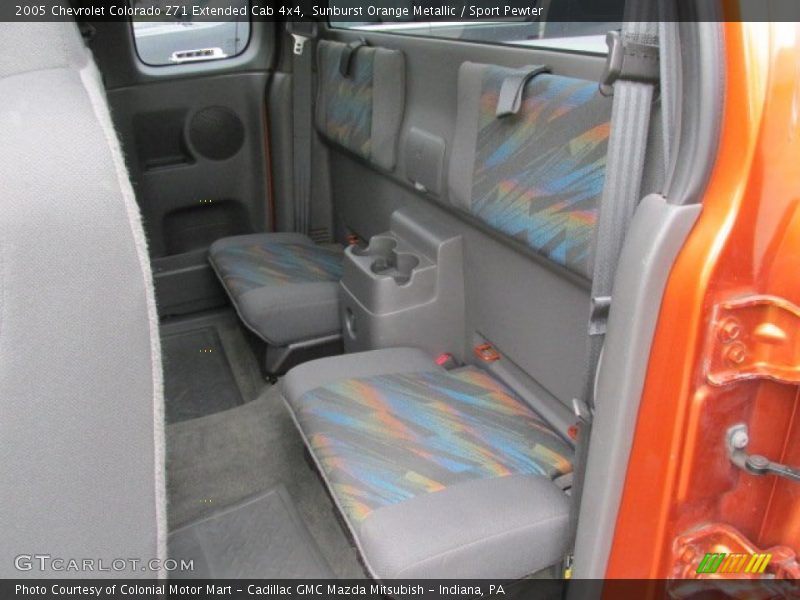 Sunburst Orange Metallic / Sport Pewter 2005 Chevrolet Colorado Z71 Extended Cab 4x4