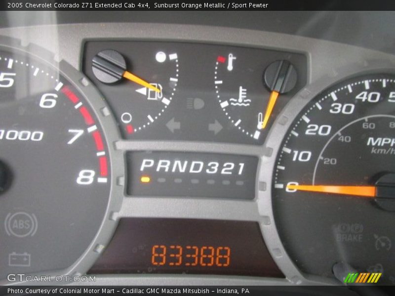 Sunburst Orange Metallic / Sport Pewter 2005 Chevrolet Colorado Z71 Extended Cab 4x4