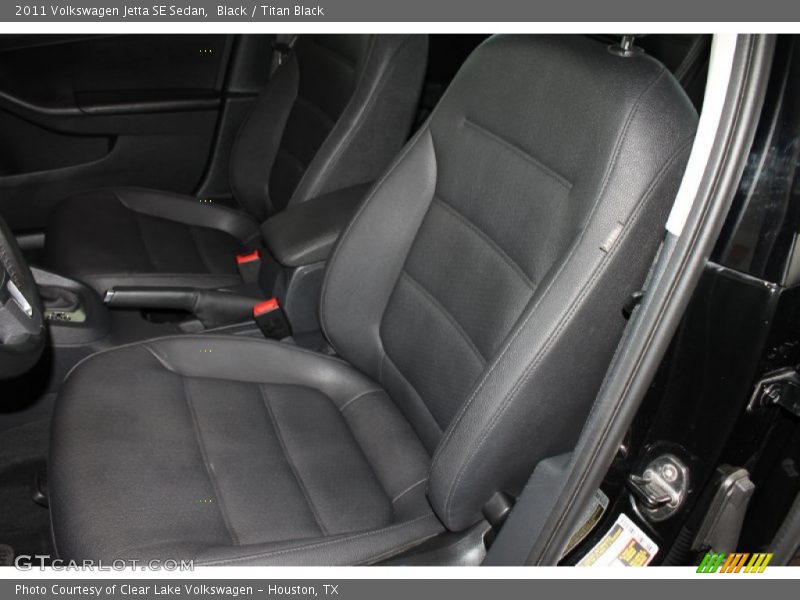 Black / Titan Black 2011 Volkswagen Jetta SE Sedan