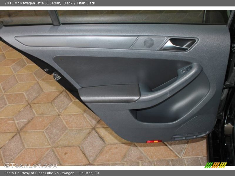 Black / Titan Black 2011 Volkswagen Jetta SE Sedan