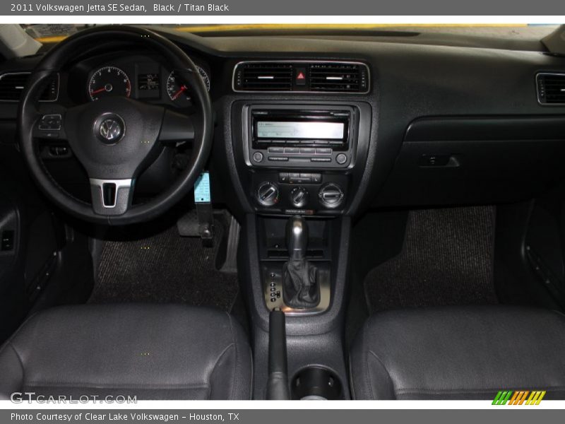 Black / Titan Black 2011 Volkswagen Jetta SE Sedan