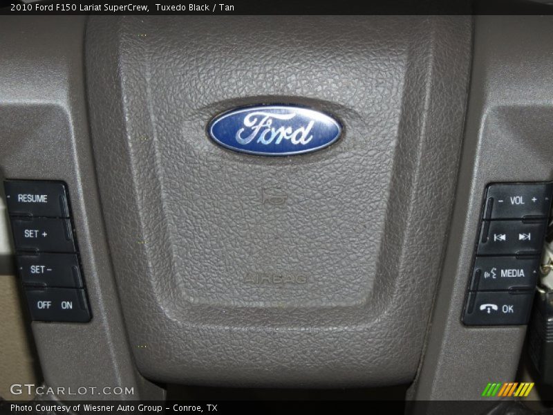 Tuxedo Black / Tan 2010 Ford F150 Lariat SuperCrew
