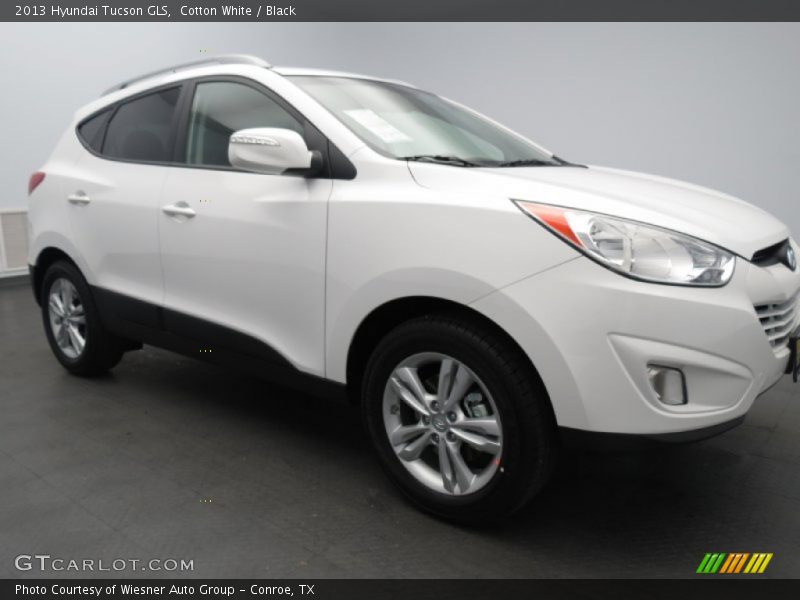 Cotton White / Black 2013 Hyundai Tucson GLS