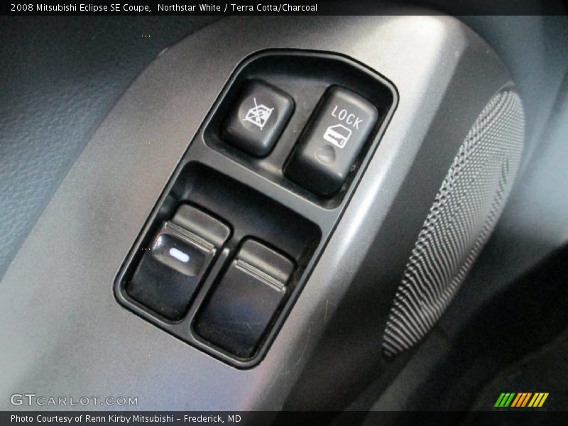 Northstar White / Terra Cotta/Charcoal 2008 Mitsubishi Eclipse SE Coupe