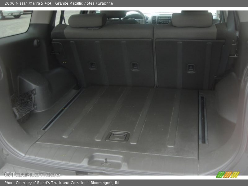 Granite Metallic / Steel/Graphite 2006 Nissan Xterra S 4x4