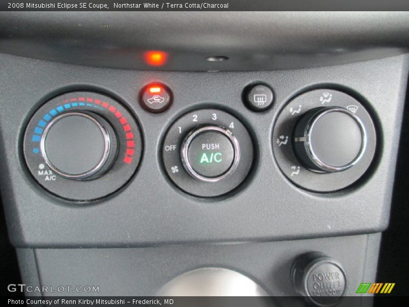 Northstar White / Terra Cotta/Charcoal 2008 Mitsubishi Eclipse SE Coupe