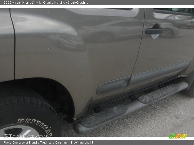 Granite Metallic / Steel/Graphite 2006 Nissan Xterra S 4x4