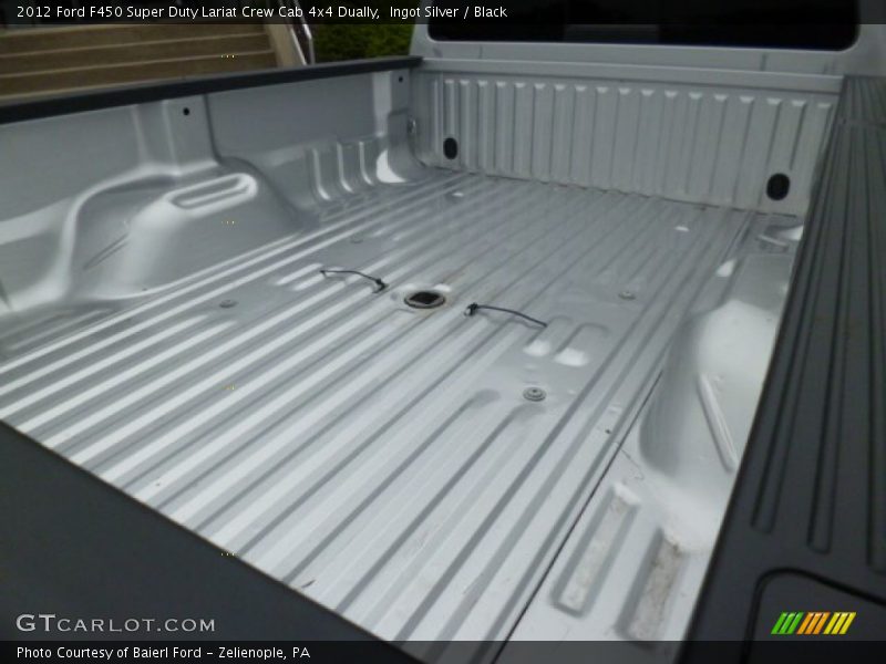  2012 F450 Super Duty Lariat Crew Cab 4x4 Dually Trunk