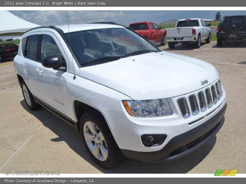 Bright White / Dark Slate Gray 2011 Jeep Compass 2.0