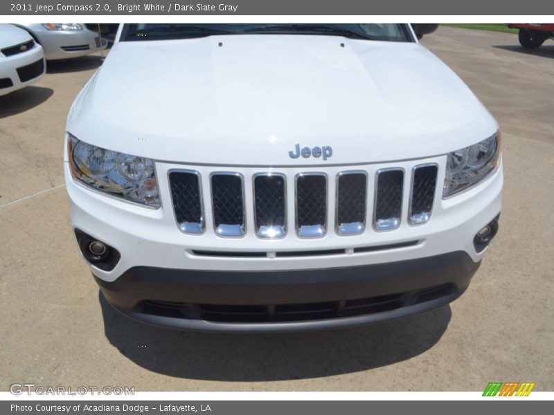 Bright White / Dark Slate Gray 2011 Jeep Compass 2.0