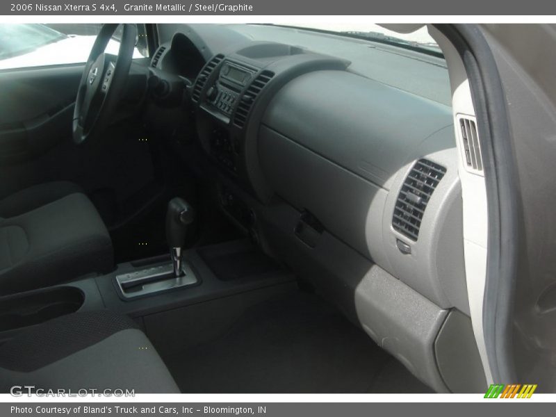 Granite Metallic / Steel/Graphite 2006 Nissan Xterra S 4x4