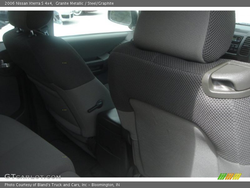 Granite Metallic / Steel/Graphite 2006 Nissan Xterra S 4x4