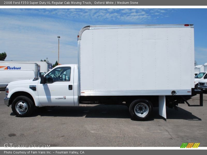 Oxford White / Medium Stone 2008 Ford F350 Super Duty XL Regular Cab Moving Truck