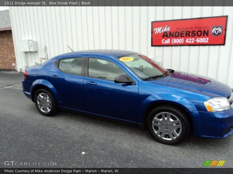 Blue Streak Pearl / Black 2012 Dodge Avenger SE