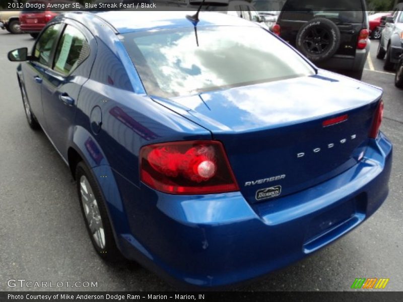 Blue Streak Pearl / Black 2012 Dodge Avenger SE