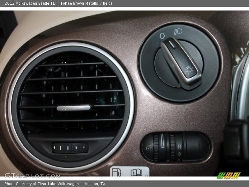 Toffee Brown Metallic / Beige 2013 Volkswagen Beetle TDI