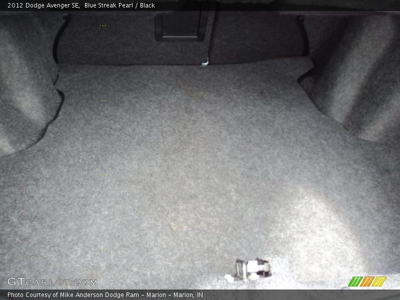 Blue Streak Pearl / Black 2012 Dodge Avenger SE