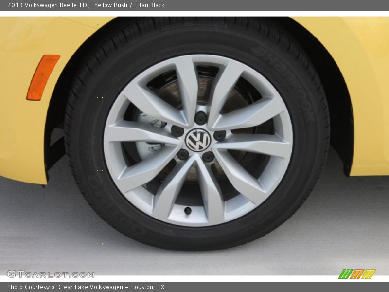 Yellow Rush / Titan Black 2013 Volkswagen Beetle TDI