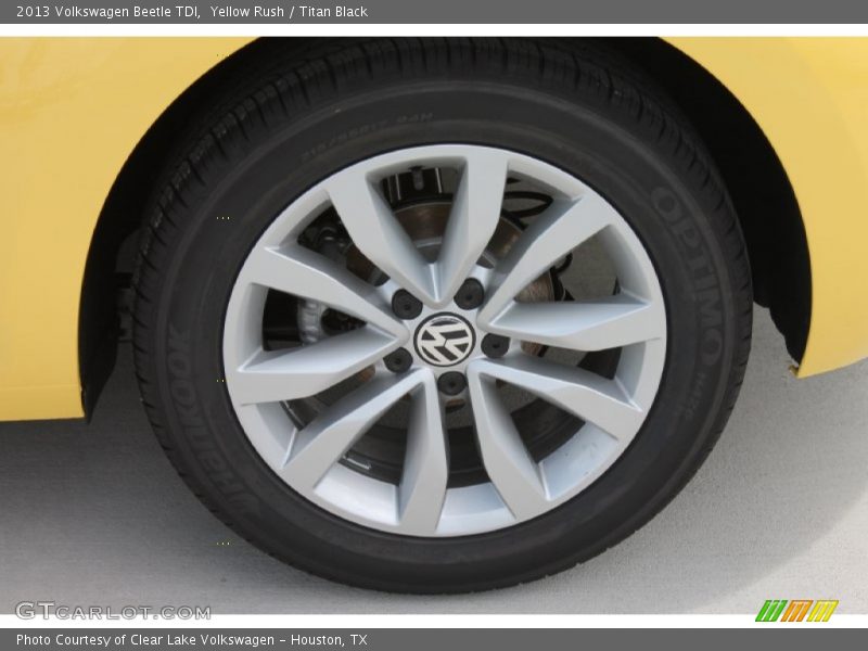 Yellow Rush / Titan Black 2013 Volkswagen Beetle TDI