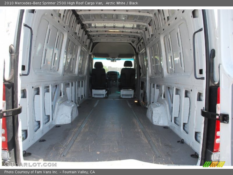  2010 Sprinter 2500 High Roof Cargo Van Trunk