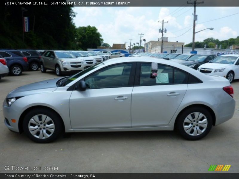 Silver Ice Metallic / Jet Black/Medium Titanium 2014 Chevrolet Cruze LS