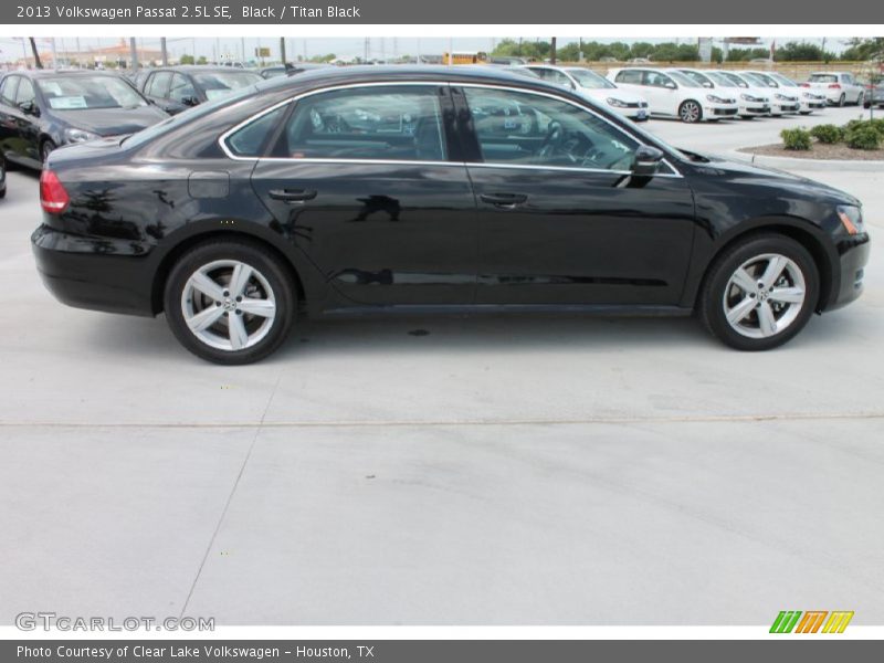 Black / Titan Black 2013 Volkswagen Passat 2.5L SE