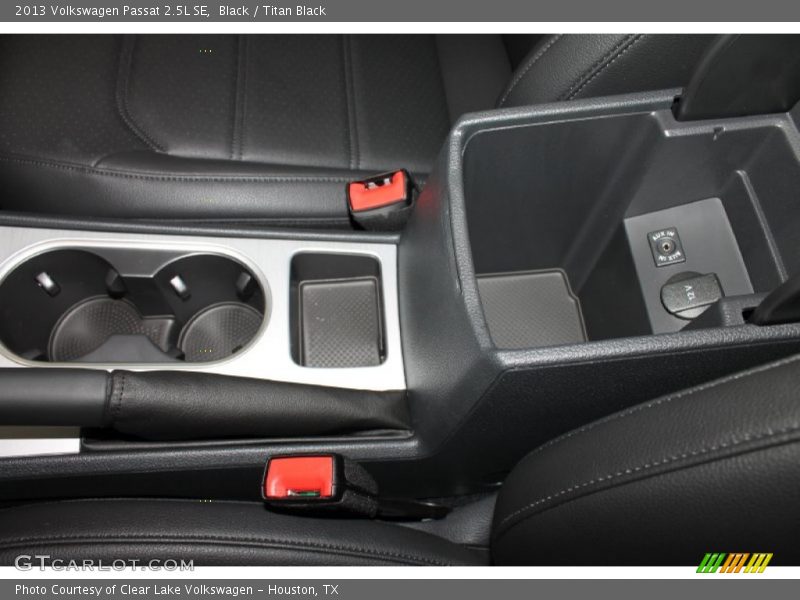 Black / Titan Black 2013 Volkswagen Passat 2.5L SE