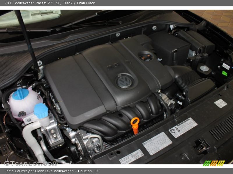 Black / Titan Black 2013 Volkswagen Passat 2.5L SE