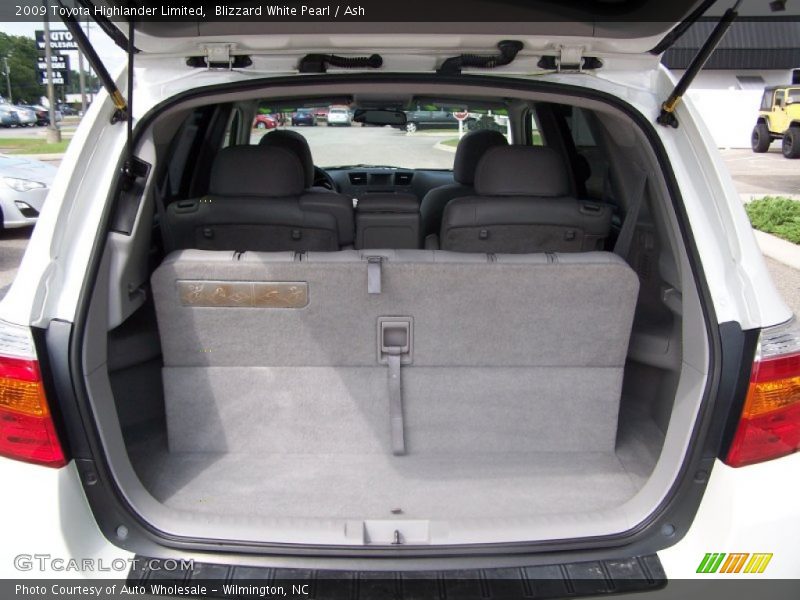 Blizzard White Pearl / Ash 2009 Toyota Highlander Limited
