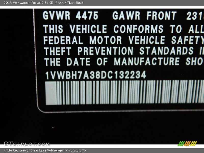 Black / Titan Black 2013 Volkswagen Passat 2.5L SE