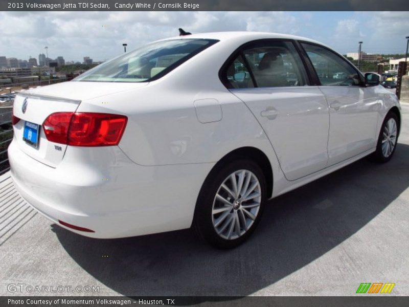 Candy White / Cornsilk Beige 2013 Volkswagen Jetta TDI Sedan