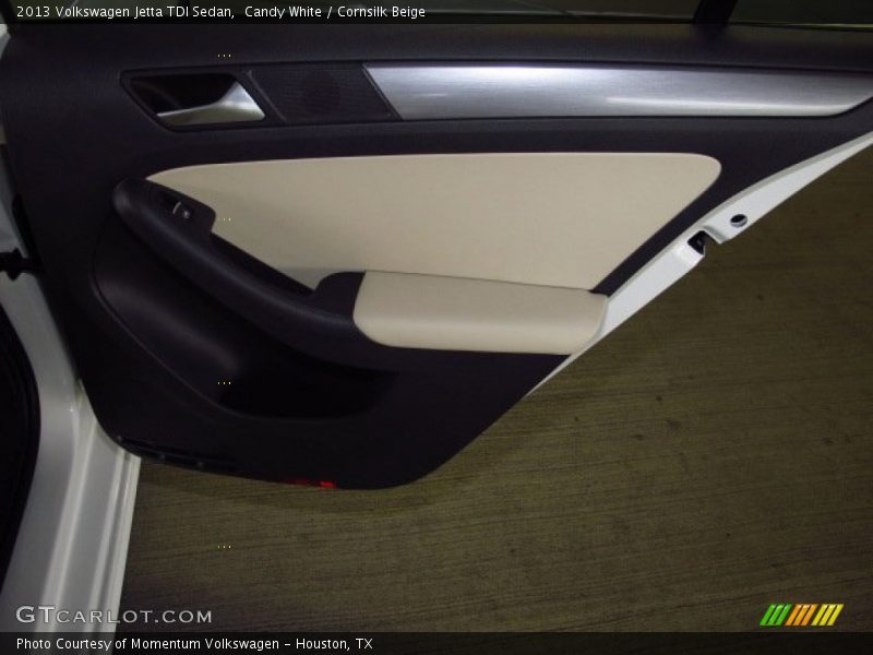 Candy White / Cornsilk Beige 2013 Volkswagen Jetta TDI Sedan
