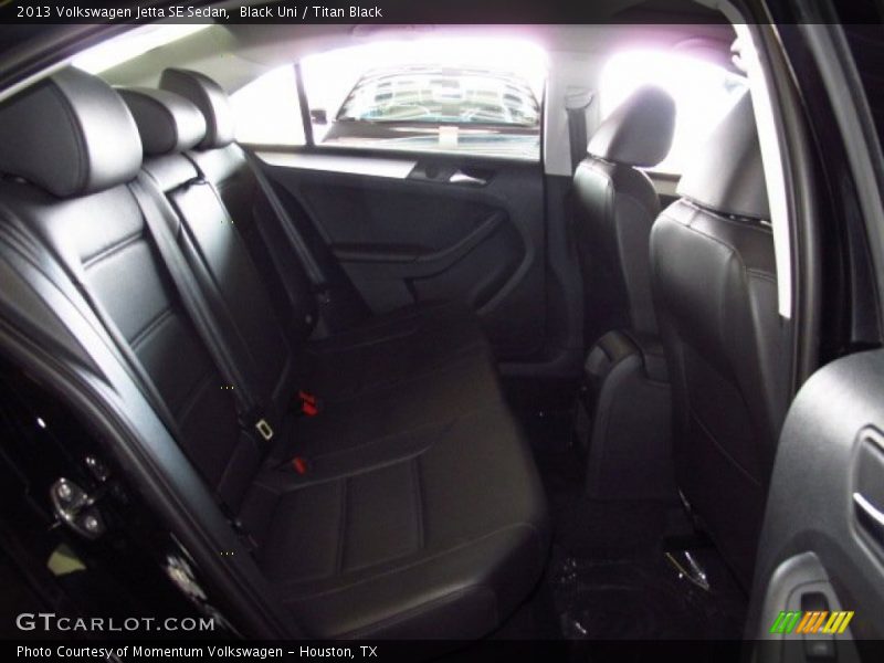 Black Uni / Titan Black 2013 Volkswagen Jetta SE Sedan
