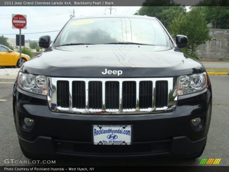 Blackberry Pearl / Black 2011 Jeep Grand Cherokee Laredo 4x4