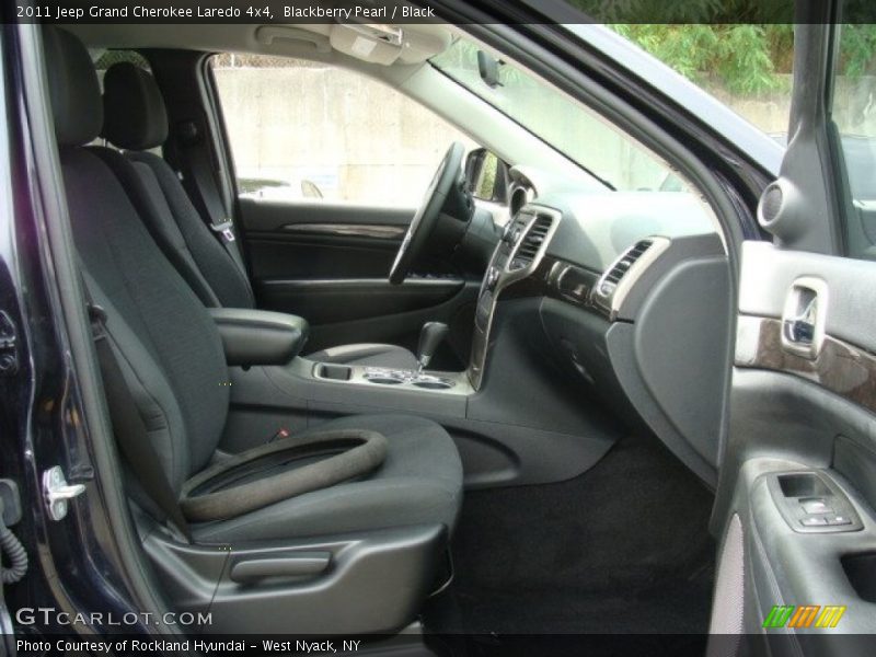 Blackberry Pearl / Black 2011 Jeep Grand Cherokee Laredo 4x4
