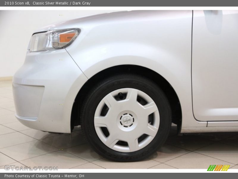 Classic Silver Metallic / Dark Gray 2010 Scion xB