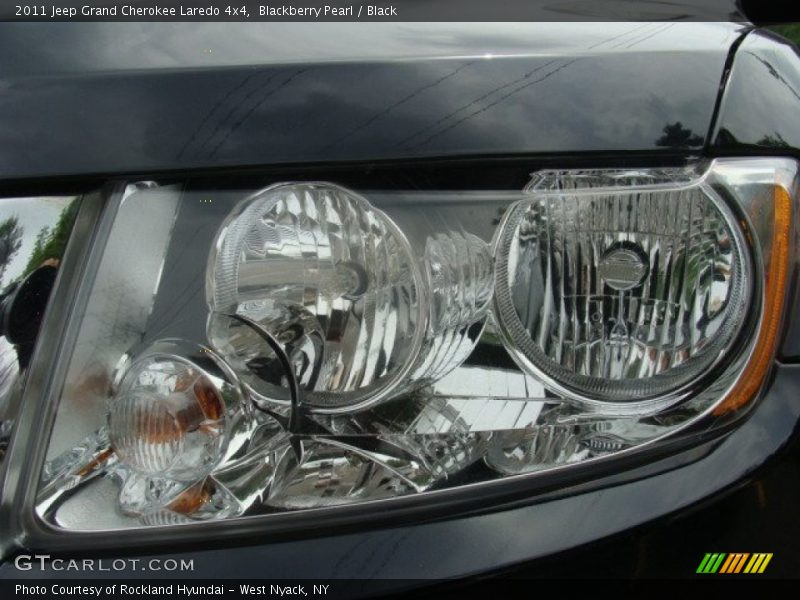 Blackberry Pearl / Black 2011 Jeep Grand Cherokee Laredo 4x4