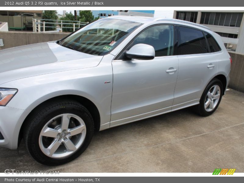 Ice Silver Metallic / Black 2012 Audi Q5 3.2 FSI quattro