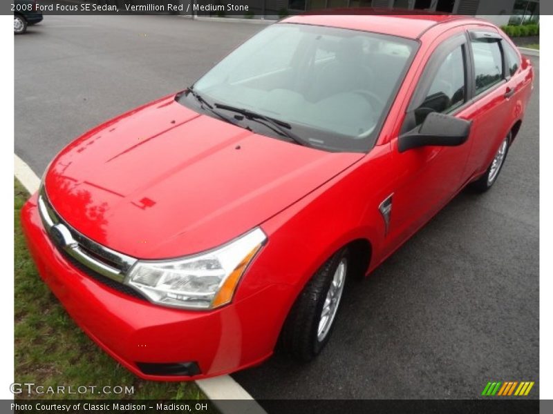 Vermillion Red / Medium Stone 2008 Ford Focus SE Sedan