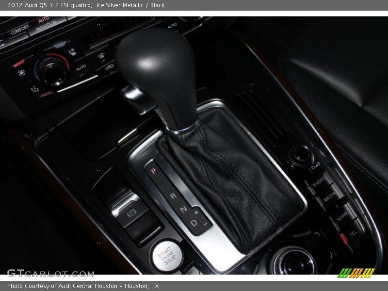 Ice Silver Metallic / Black 2012 Audi Q5 3.2 FSI quattro