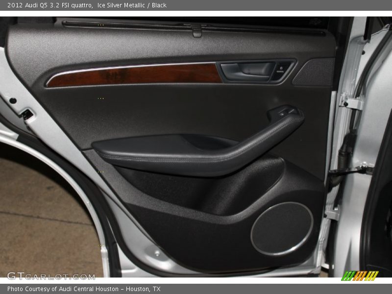 Ice Silver Metallic / Black 2012 Audi Q5 3.2 FSI quattro