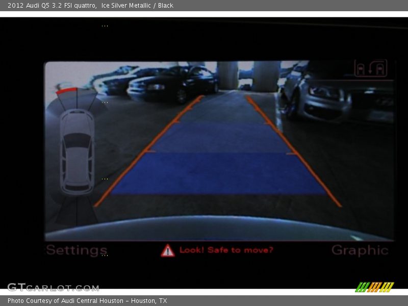Ice Silver Metallic / Black 2012 Audi Q5 3.2 FSI quattro