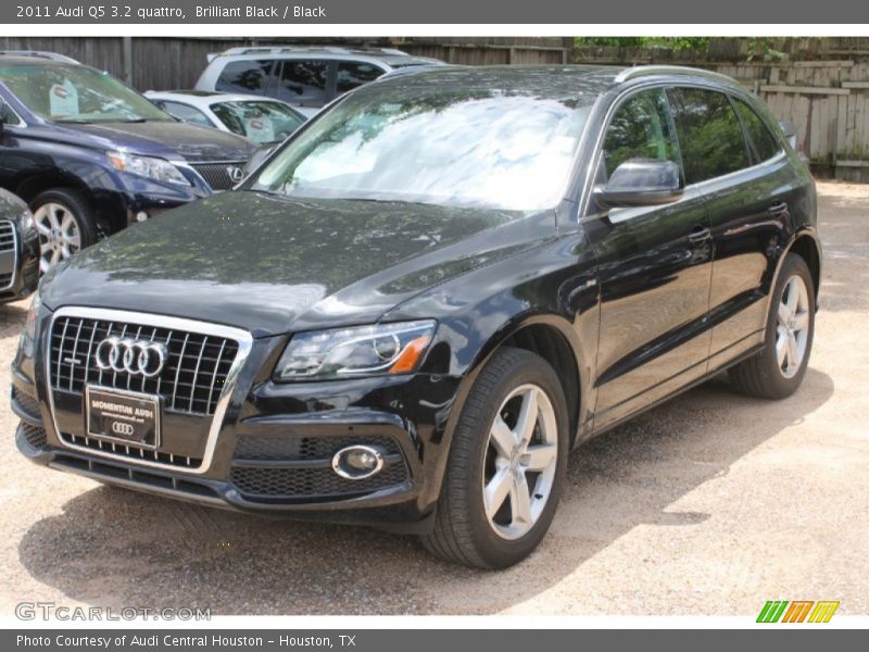 Brilliant Black / Black 2011 Audi Q5 3.2 quattro