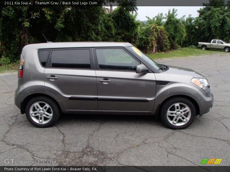 Titanium Gray / Black Soul Logo Cloth 2011 Kia Soul +