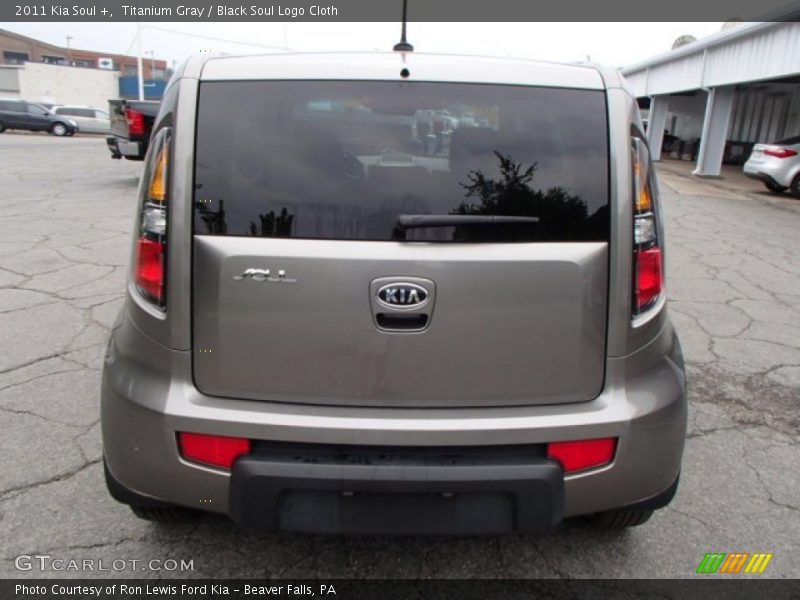 Titanium Gray / Black Soul Logo Cloth 2011 Kia Soul +