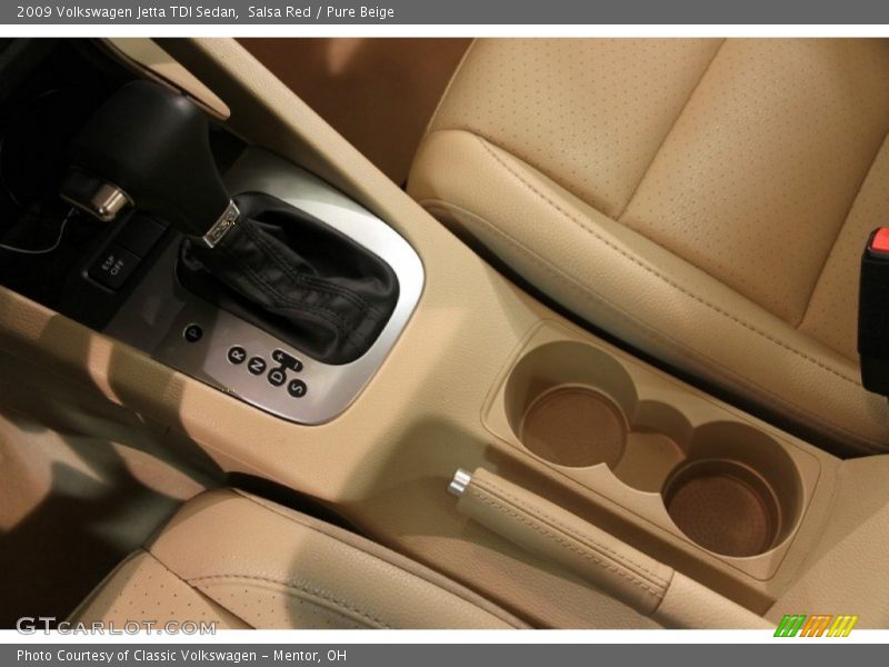Salsa Red / Pure Beige 2009 Volkswagen Jetta TDI Sedan