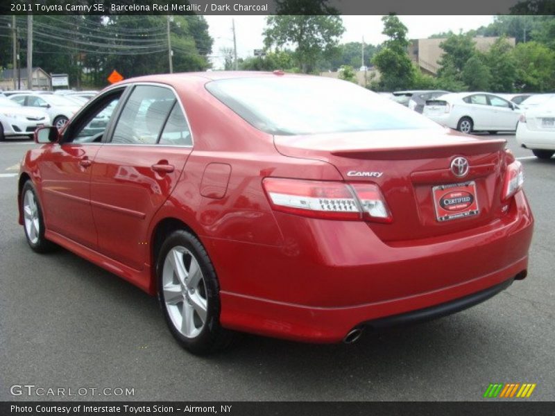 Barcelona Red Metallic / Dark Charcoal 2011 Toyota Camry SE